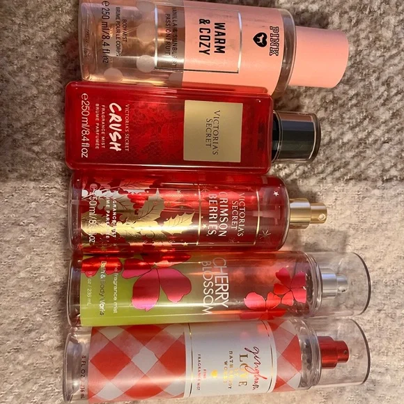 Victoria’s Secret & Bath & Body Works Bundle | 5 Pieces - Picture 1 of 6
